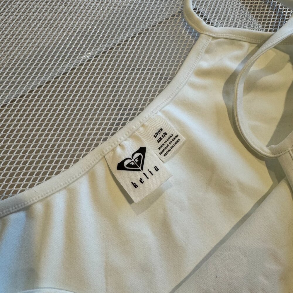 Roxy x Kelia Crop Top - Picture 4 of 4